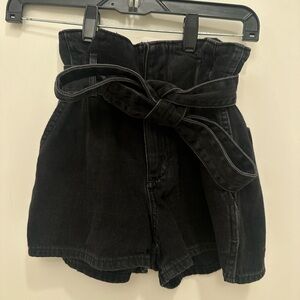 Aritzia Free Jeans, size 00, black